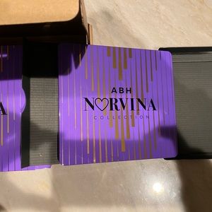 Anastasia Beverly Hills Norvana eyeshadow palette pro pigment volume 1